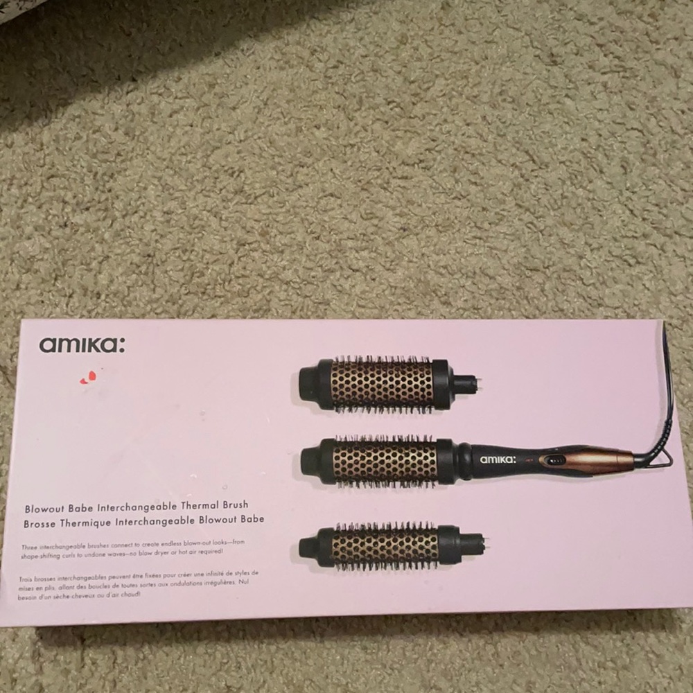 Amika blowout babe interchangeable thermal brush